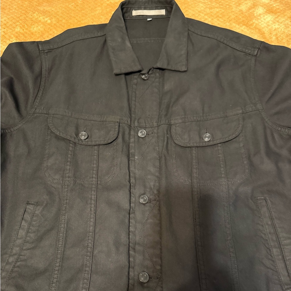 Vince Black Lightweight Denim Jacket with Classic Design fine lining inside